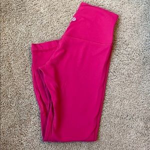 Lululemon Aligns size 4